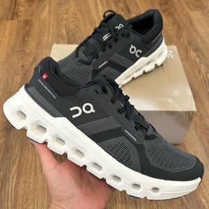 ON CLOUDRUNNER black athletic training running lace up shoes sneakers sz 9 new